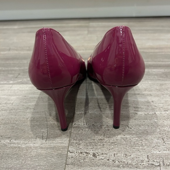 Christian Louboutin Patent Leather Heels - Picture 4 of 7